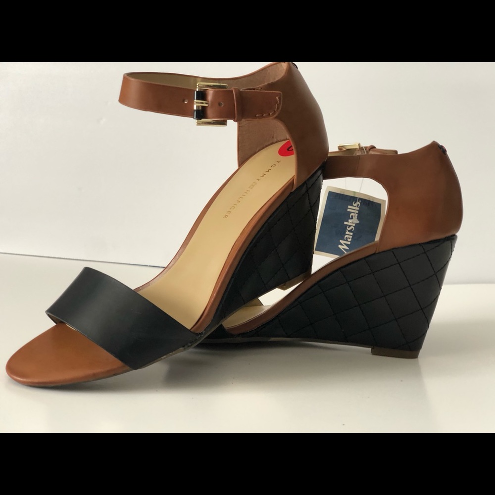 Tommy Hilfiger Wedge Sandals 👡